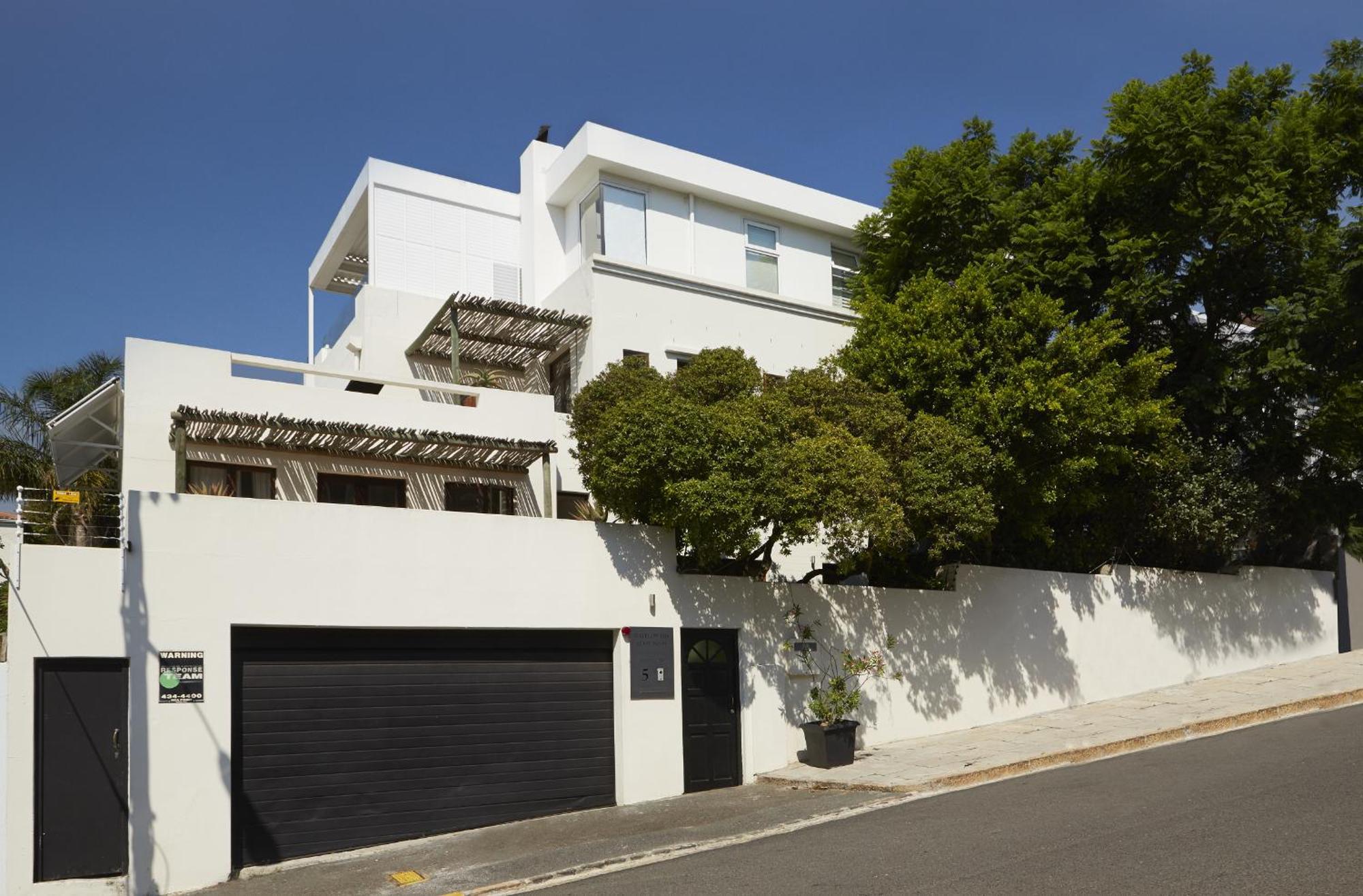 Bayflowers Guest House Cape Town Exterior photo
