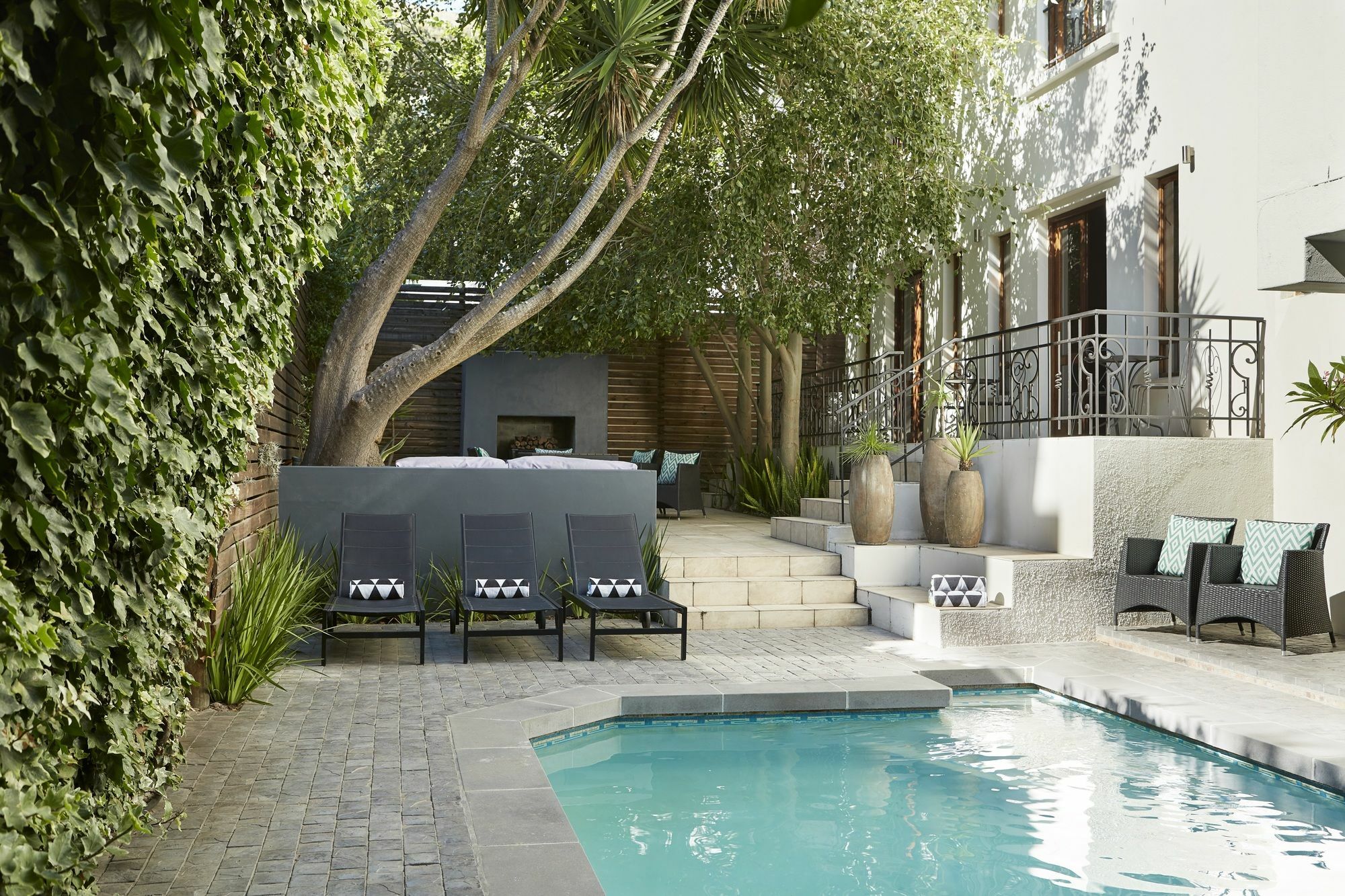 Bayflowers Guest House Cape Town Exterior photo